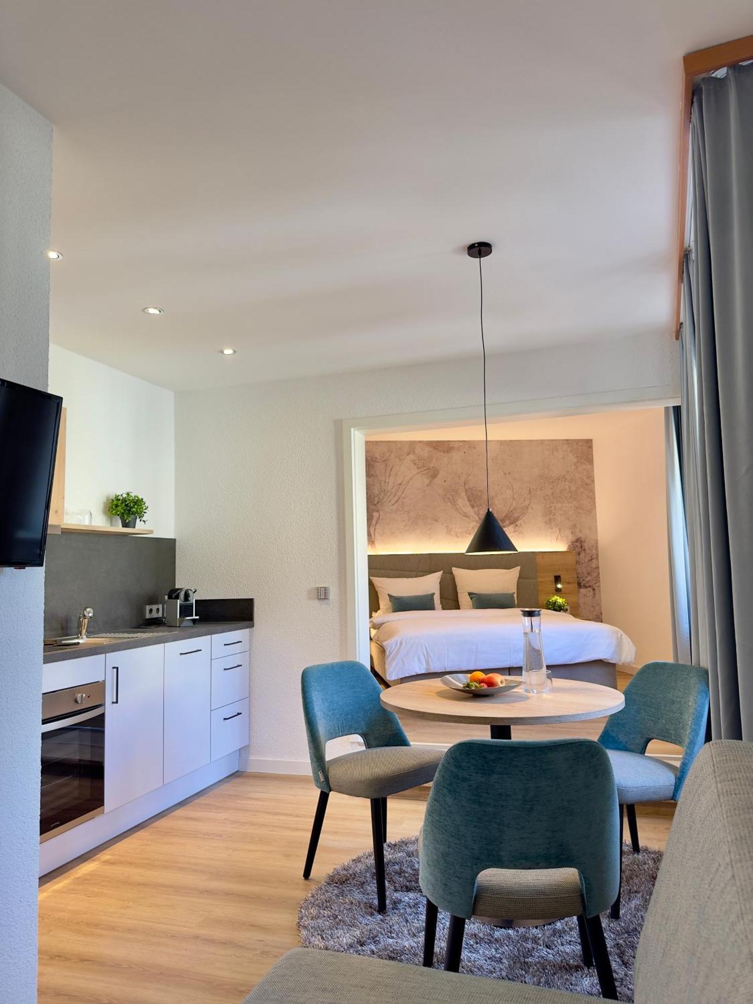 גונצנהאוזן Living & Serviced Apartments By Blauer Wolf מראה חיצוני תמונה