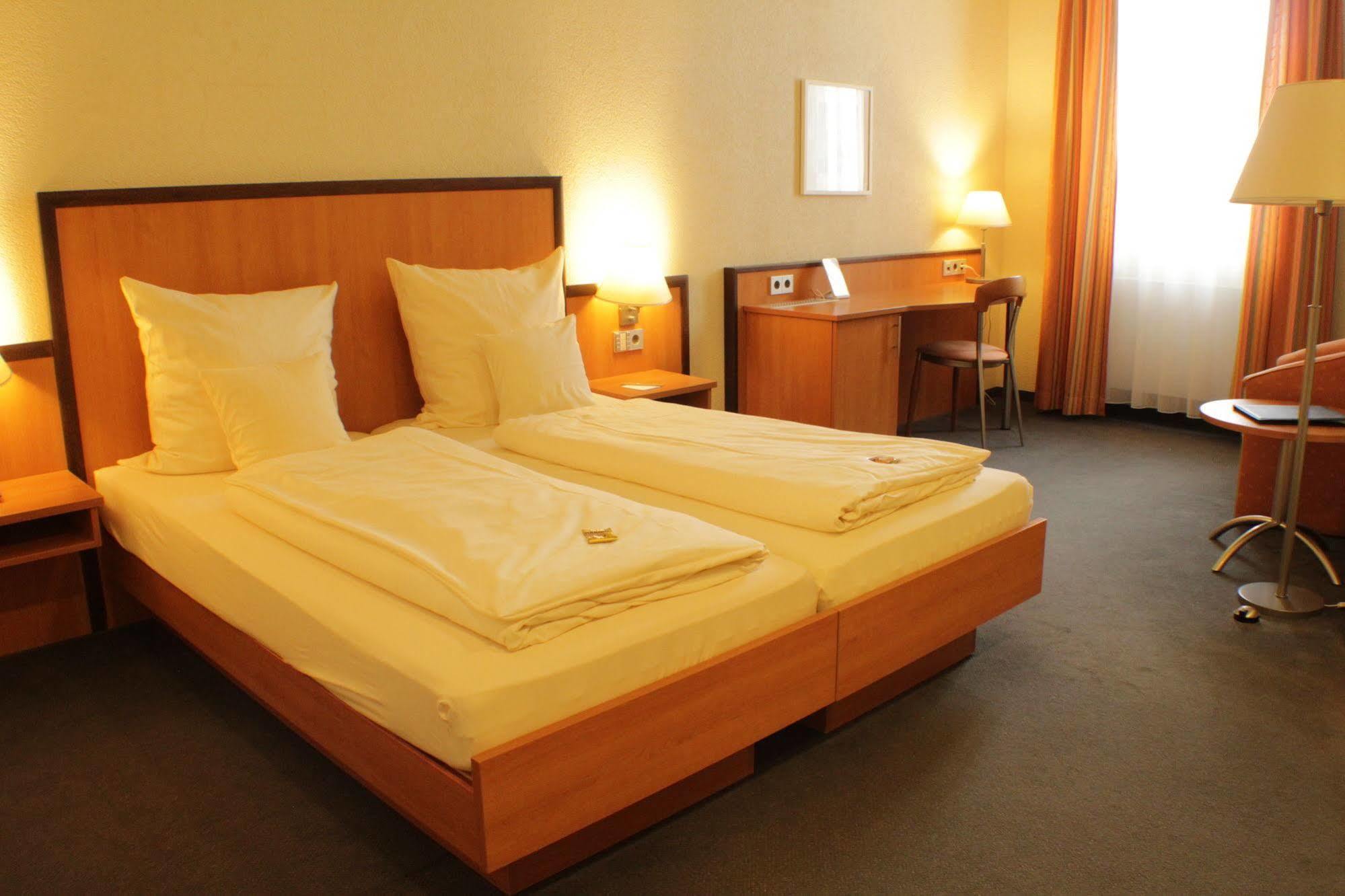 גונצנהאוזן Living & Serviced Apartments By Blauer Wolf מראה חיצוני תמונה